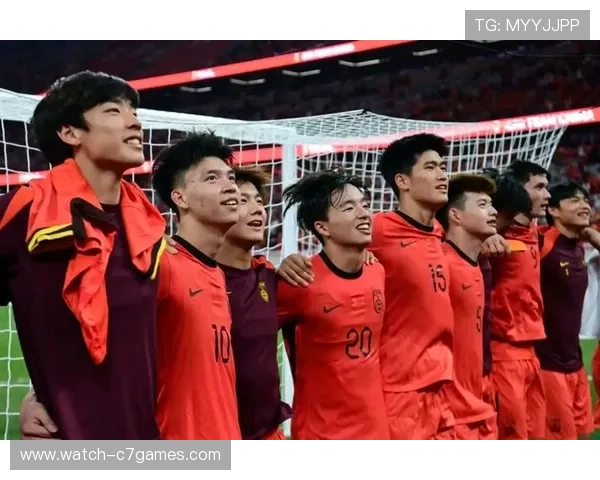 豪门对决引爆赛季焦点新星闪耀绿茵场球迷热议战术革新与冠军归属悬念