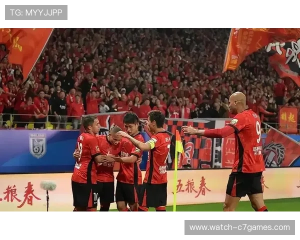 中超联赛风云再起豪门鏖战引发球迷热议