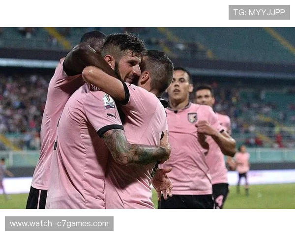 维罗纳俱乐部最新动态：球队备战新赛季阵容调整揭秘